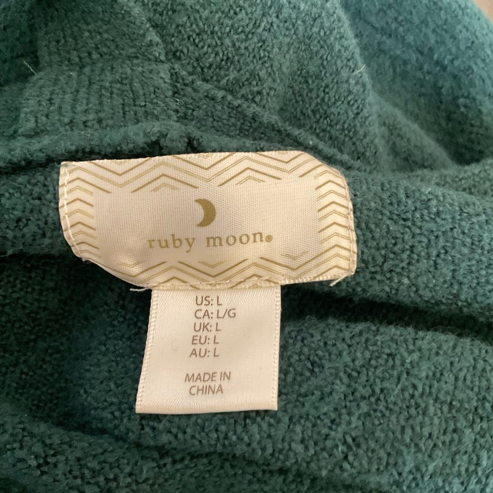 Ruby Moon Deep V/Strappy Back Sweater - Picture 3 of 5